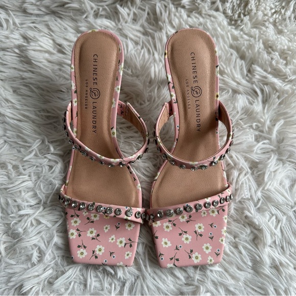 Chinese Laundry Shoes - Chinese Laundry Heeled Sandal Floral New In Box Size 6.5